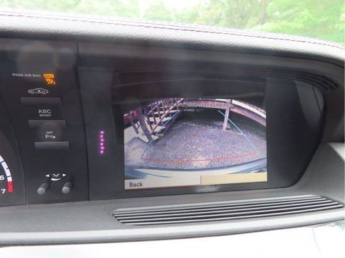 Used 2012 Mercedes-Benz S 63 AMG image 27