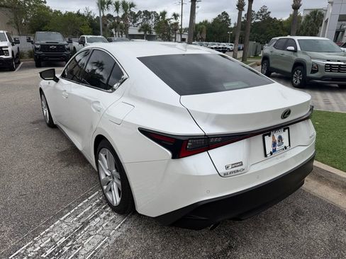 Used 2023 Lexus IS 300 w/ Comfort Package RWD image 6