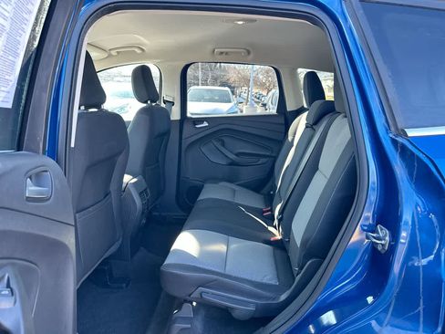 Used 2018 Ford Escape SE image 24