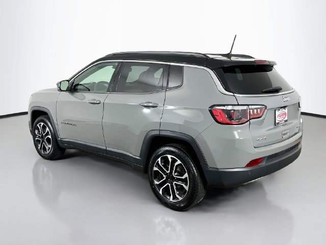 Used 2023 Jeep Compass Limited AWD/4WD image 16