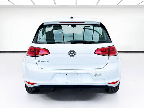 Used 2016 Volkswagen e-Golf SE image 5