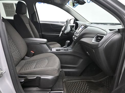 Used 2020 Chevrolet Equinox LT image 7