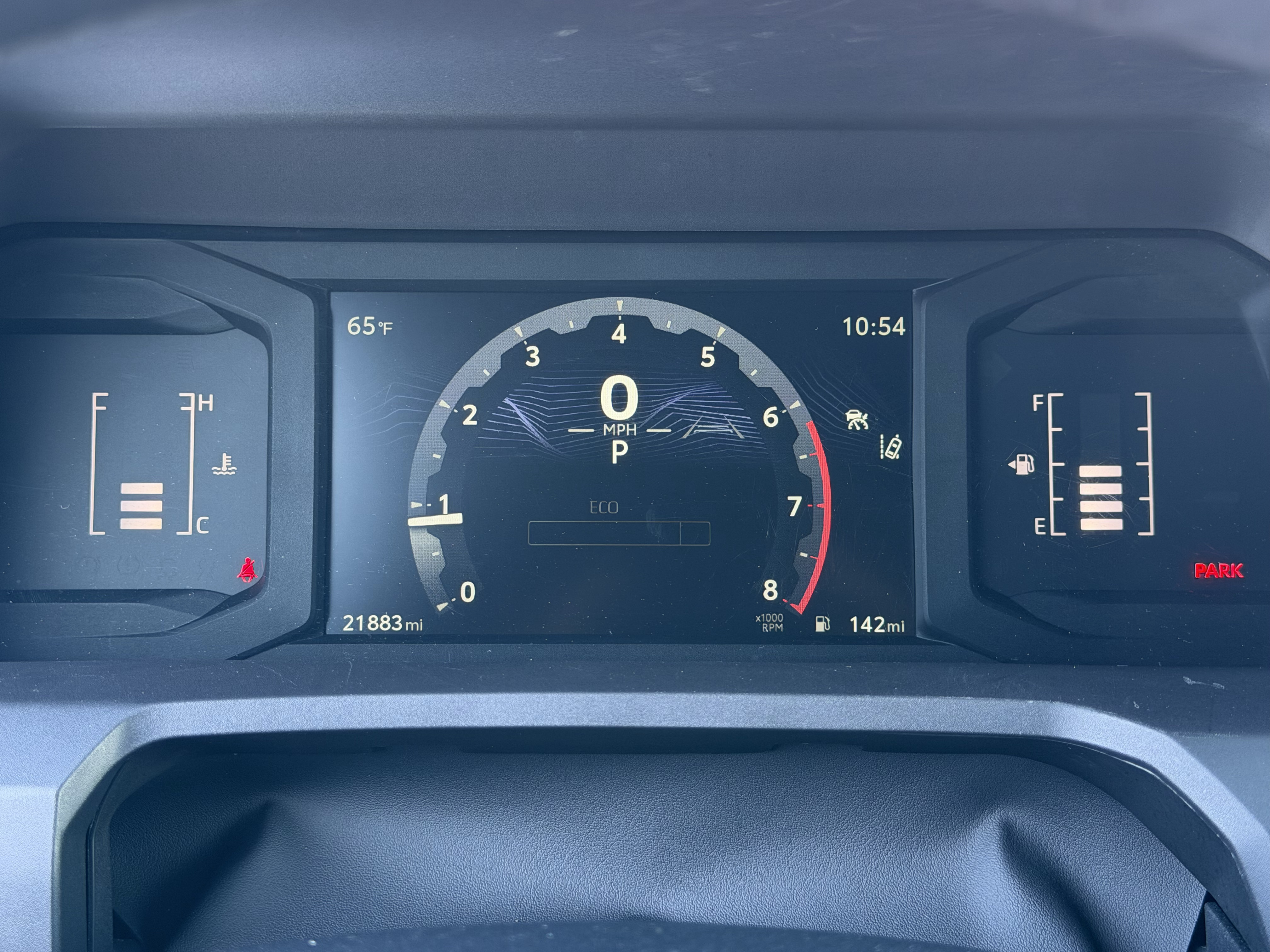 Certified 2025 Toyota Tacoma SR5 AWD/4WD image 33