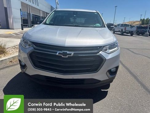 Used 2019 Chevrolet Traverse Premier w/ Redline Edition FWD image 2