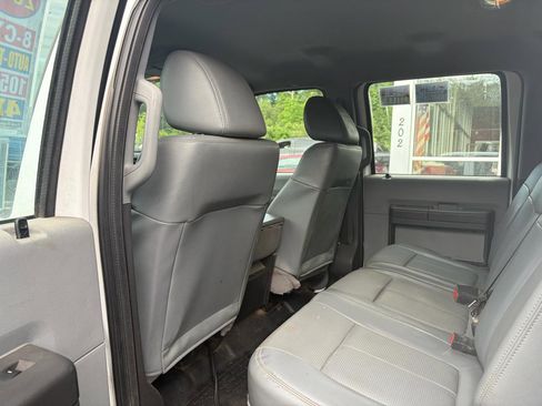 Used 2016 Ford F550 4x4 Crew Cab Super Duty image 37