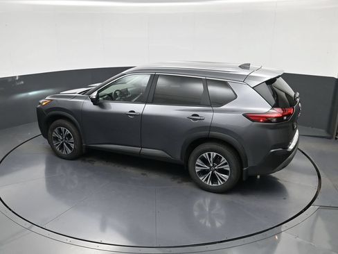 Used 2023 Nissan Rogue SV FWD image 28