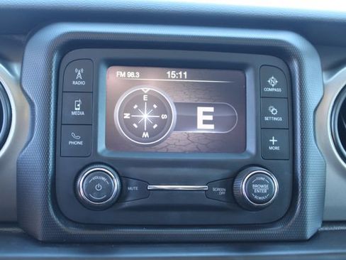 Used 2021 Jeep Wrangler Unlimited Sport AWD/4WD image 23
