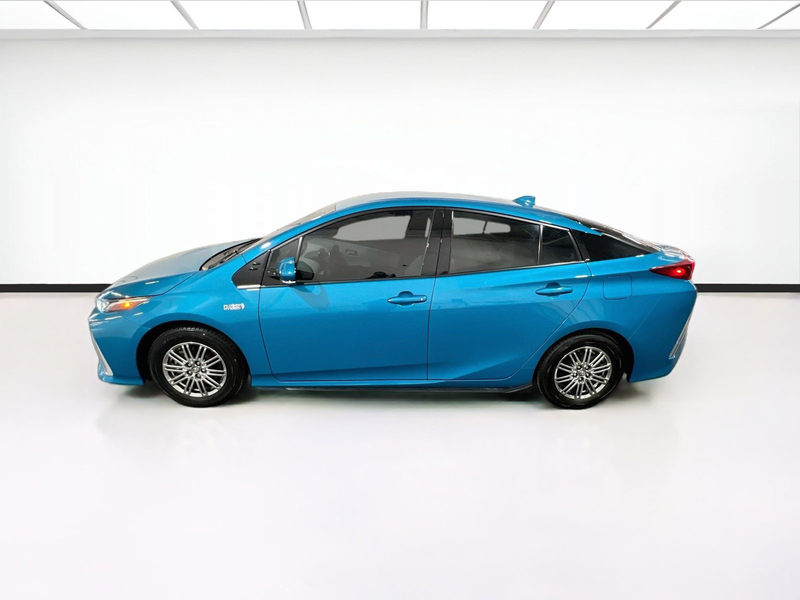 Used 2020 Toyota Prius Prime FWD image 22