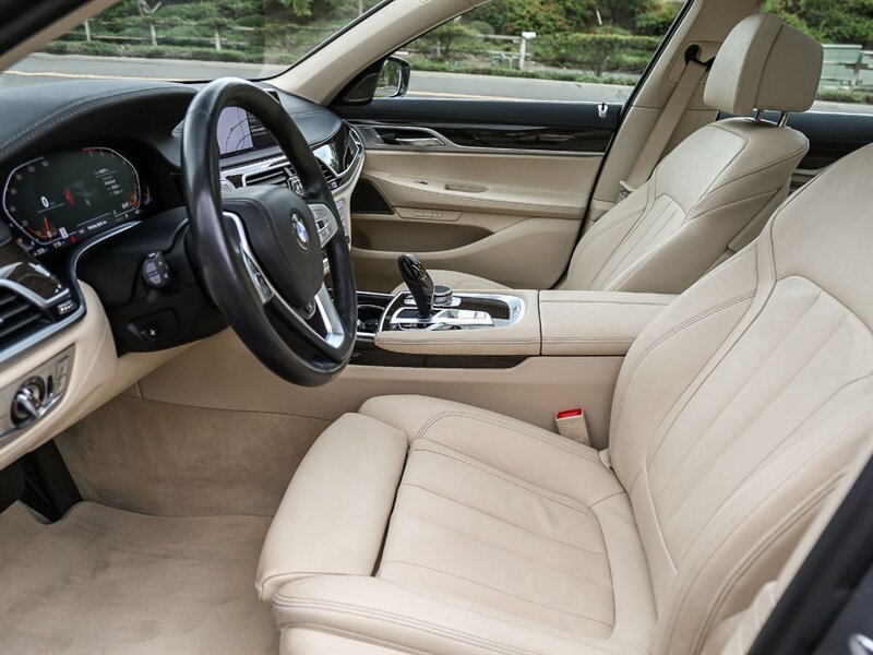 Used 2020 BMW 740i RWD image 27