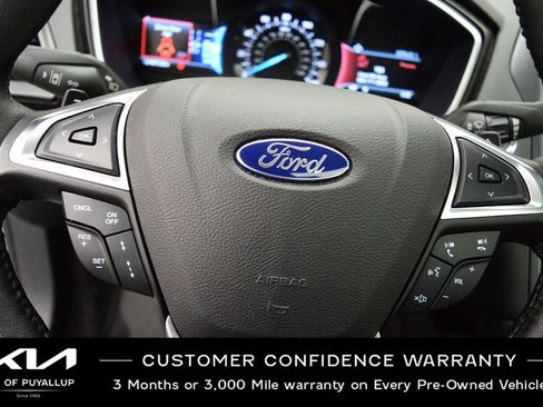 Used 2017 Ford Fusion Titanium FWD image 27