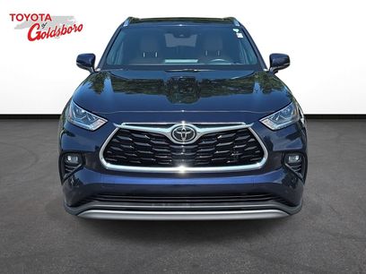 Used 2022 Toyota Highlander Platinum