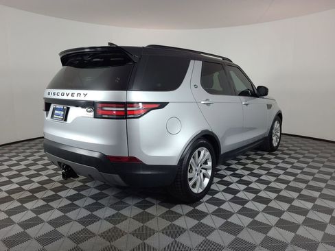 Used 2020 Land Rover Discovery HSE AWD/4WD image 3