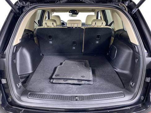 Used 2022 Jeep Grand Cherokee Limited image 16