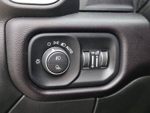 Used 2022 RAM 2500 Laramie w/ Night Edition AWD/4WD image 19