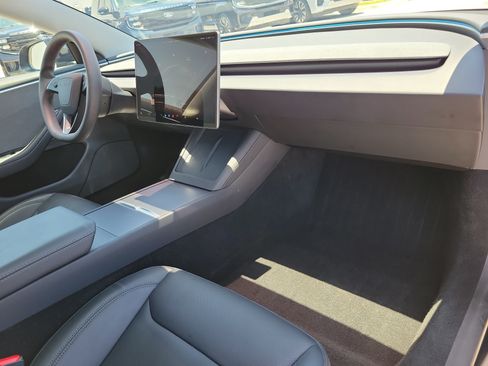 Used 2025 Tesla Model 3 Long Range RWD image 22
