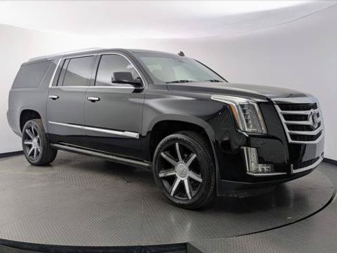Used 2015 Cadillac Escalade ESV Premium RWD image 11