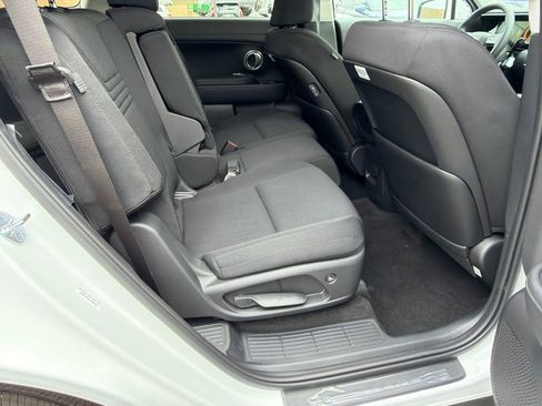 New 2026 Hyundai Palisade SE image 15