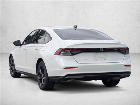 Used 2025 Honda Accord SE image 7