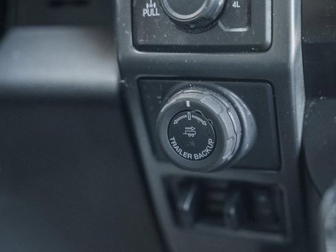 Used 2018 Ford F150 XLT w/ Equipment Group 302A Luxury image 34