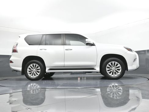 Used 2021 Lexus GX 460 Premium image 31