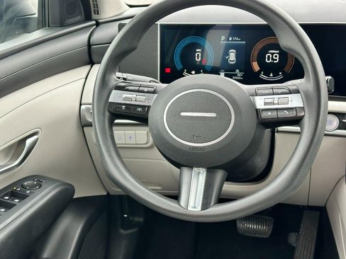 Used 2025 Hyundai Tucson SEL image 12