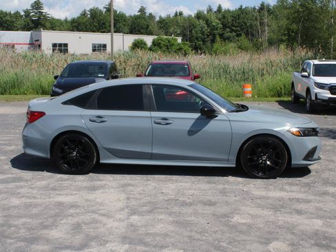 Certified 2022 Honda Civic Sport image 4