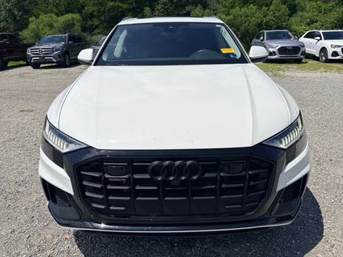 Used 2023 Audi Q8 Premium Plus w/ Premium Plus Package AWD/4WD image 2