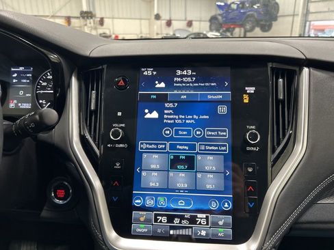 Used 2023 Subaru Outback Premium image 18