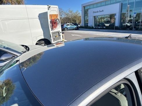 Used 2018 Volkswagen Passat 2.0T R-Line image 11