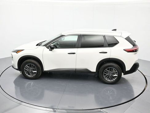 Certified 2023 Nissan Rogue S image 35