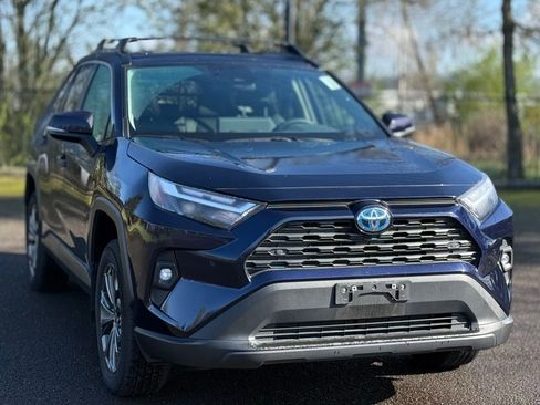 Used 2024 Toyota RAV4 XLE Premium w/ Weather Package image 7