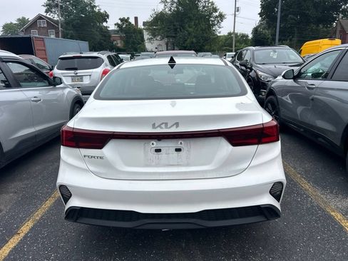 Used 2023 Kia Forte LXS FWD image 6