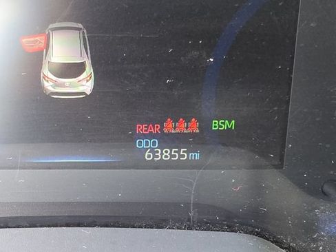 Used 2022 Toyota Corolla XSE FWD image 16