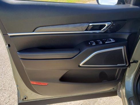 Used 2024 Kia Telluride SX Prestige X-Line image 12