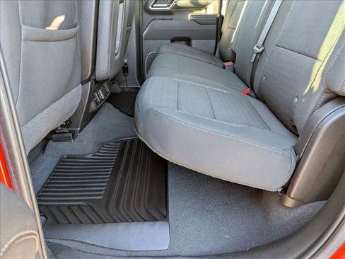 Used 2024 Chevrolet Silverado 2500 LT w/ Convenience Package image 17