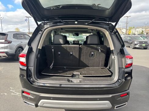 Used 2023 Honda Pilot Touring image 25