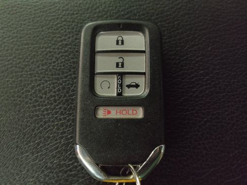 Used 2020 Honda Civic EX-L image 32