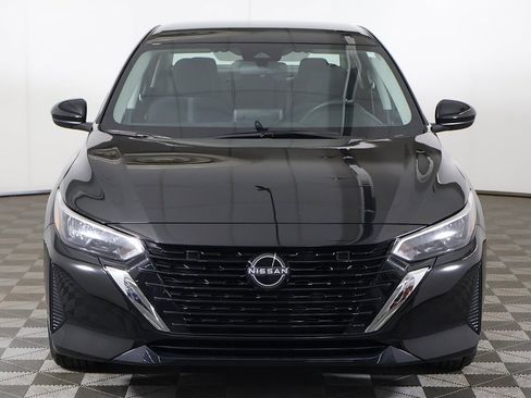 Used 2024 Nissan Sentra SV image 9