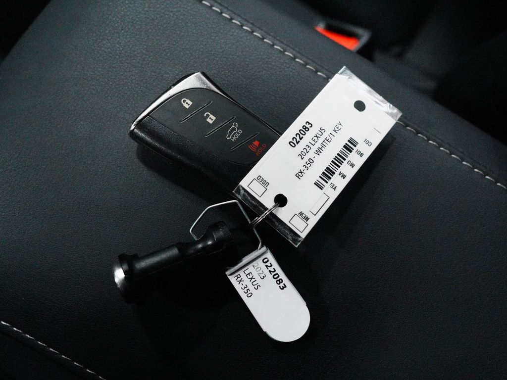 Used 2023 Lexus RX 350 Premium w/ Accessory Package AWD/4WD image 20