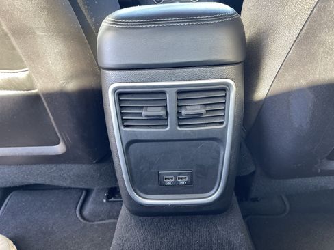 Used 2023 Dodge Charger GT image 37