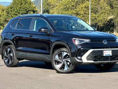 Used 2025 Volkswagen Taos SE