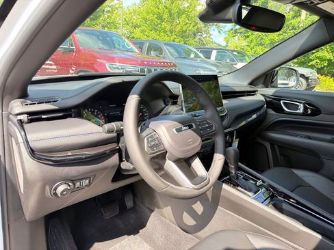 New 2026 Jeep Compass Limited AWD/4WD image 7