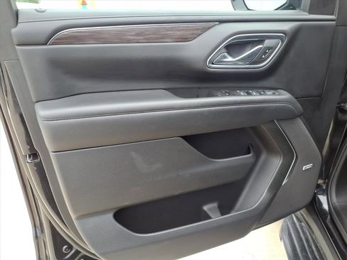 Used 2024 Chevrolet Tahoe LT image 16