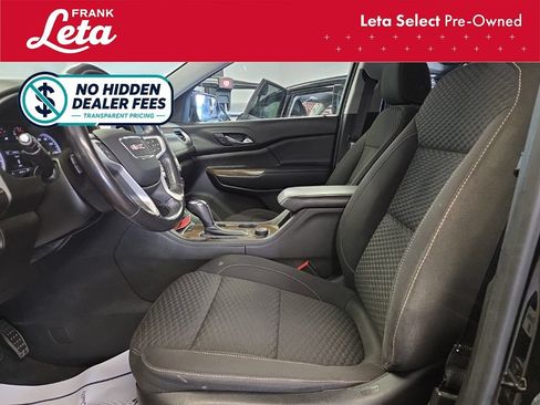 Used 2018 GMC Acadia SLE FWD image 12