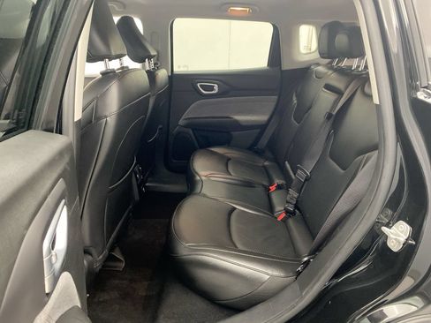 Used 2022 Jeep Compass Latitude AWD/4WD image 24