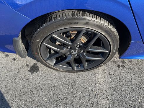 Used 2023 Honda Civic Sport image 15