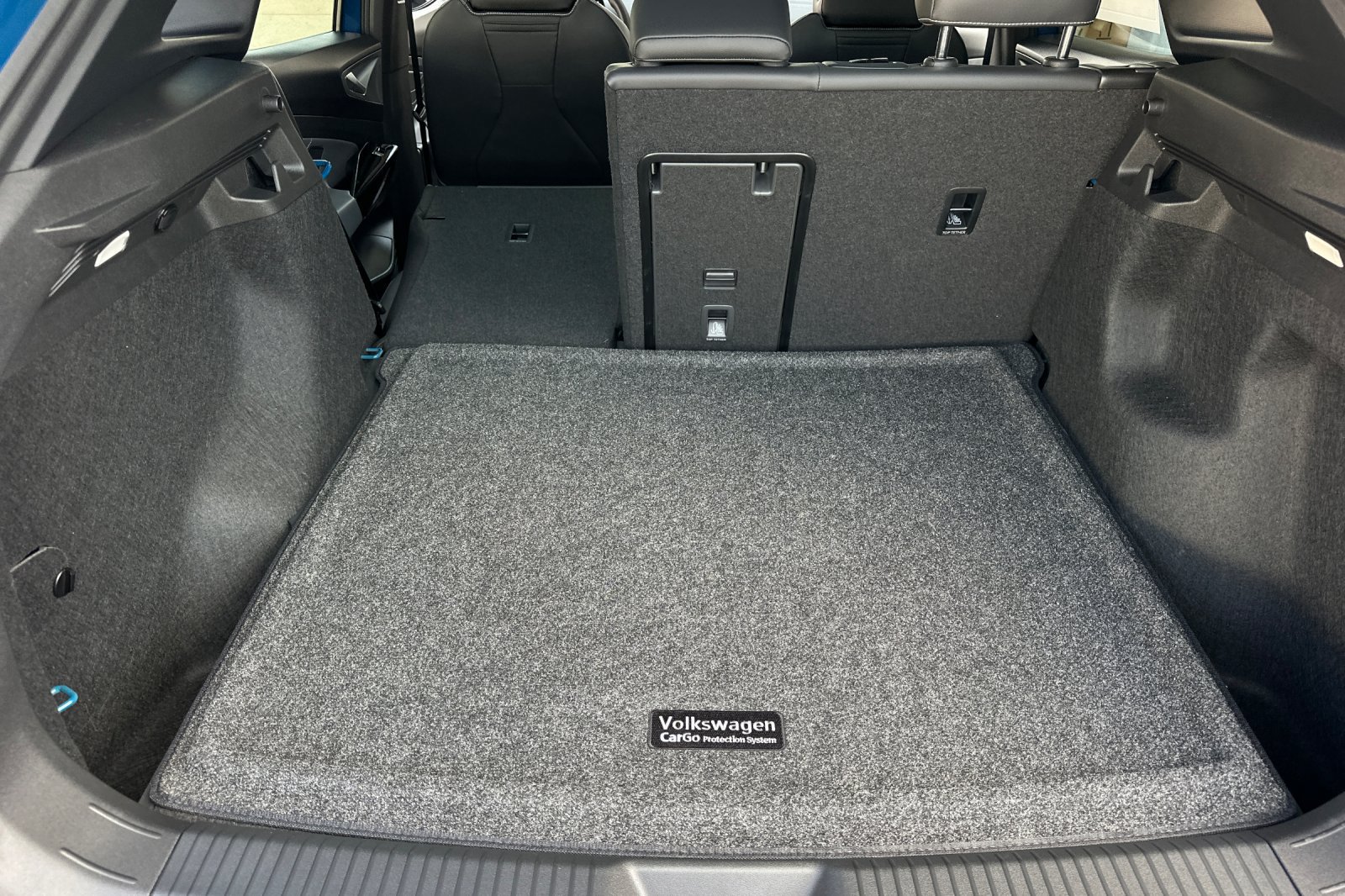 New 2026 Volkswagen ID.4 Pro S Plus AWD/4WD image 13