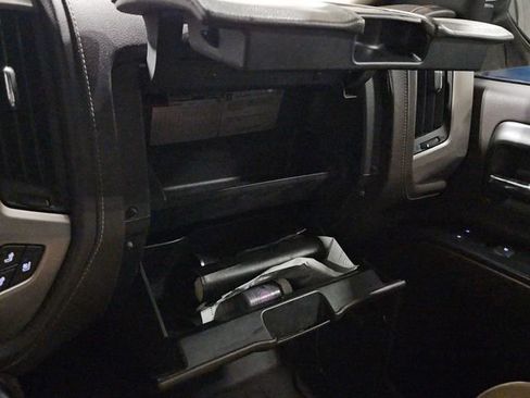 Used 2018 GMC Sierra 1500 Denali AWD/4WD image 36