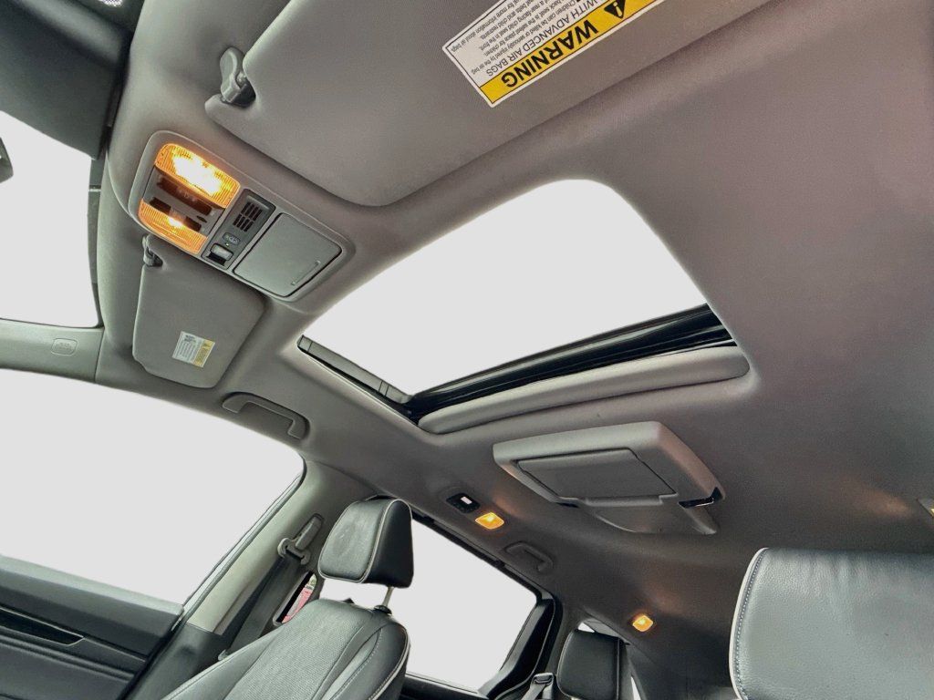 Used 2021 Honda Odyssey Elite image 16