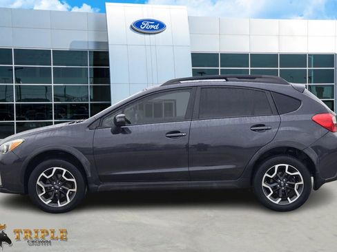 Used 2016 Subaru Crosstrek 2.0i Limited w/ Popular Package #2 image 3